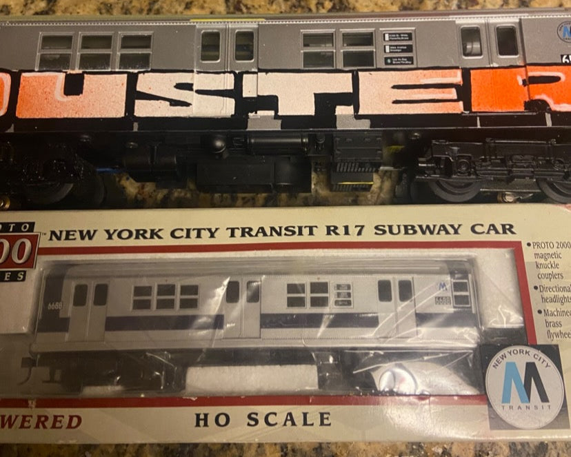 NYC MTA O Scale R22 Subway Toy 2025 - 007